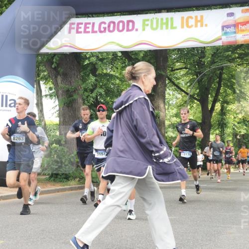 29.06.2025 - hella hamburg halbmarathon KatJ http://msf.ph/oto/8528379 29.06.2025 10:55:38 Zwischen KM18-KM19 1071, 3154, 6217, 8263, 8632 meine-sportfotos.de