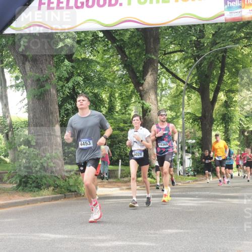 29.06.2025 - hella hamburg halbmarathon KatJ http://msf.ph/oto/8528452 29.06.2025 10:55:42 Zwischen KM18-KM19 1071, 1610, 2281, 3154, 4453, 6026, 6217, 8263 meine-sportfotos.de