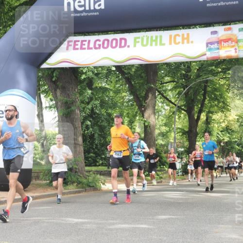 29.06.2025 - hella hamburg halbmarathon KatJ http://msf.ph/oto/8528536 29.06.2025 10:55:47 Zwischen KM18-KM19 1610, 2281, 4453, 6026, 8256, 8563 meine-sportfotos.de
