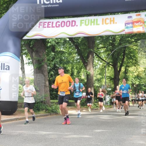 29.06.2025 - hella hamburg halbmarathon KatJ http://msf.ph/oto/8528543 29.06.2025 10:55:47 Zwischen KM18-KM19 1610, 2281, 4453, 6026, 8256, 8563 meine-sportfotos.de