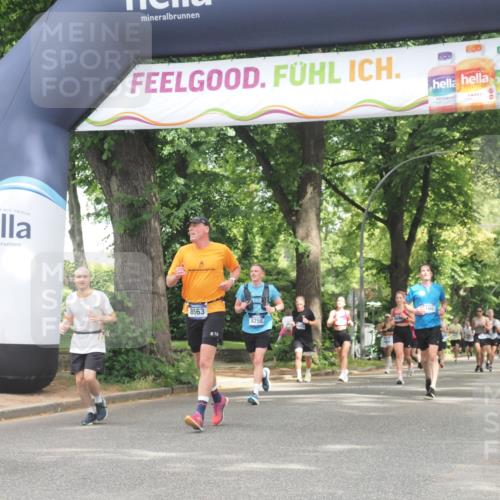 29.06.2025 - hella hamburg halbmarathon KatJ http://msf.ph/oto/8528546 29.06.2025 10:55:47 Zwischen KM18-KM19 1610, 2281, 4453, 6026, 8256, 8563 meine-sportfotos.de