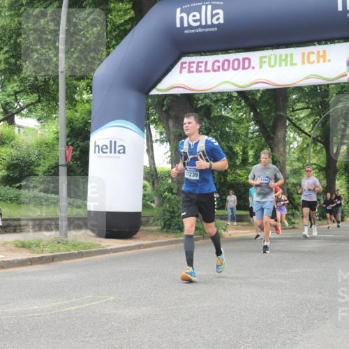 29.06.2025 - hella hamburg halbmarathon KatJ http://msf.ph/oto/8528952 29.06.2025 10:56:12 Zwischen KM18-KM19 4649 meine-sportfotos.de
