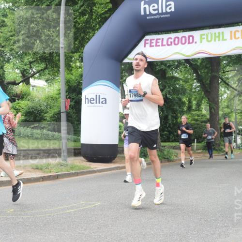 29.06.2025 - hella hamburg halbmarathon KatJ http://msf.ph/oto/8529055 29.06.2025 10:56:17 Zwischen KM18-KM19 4864, 4962, 6295, 8727 meine-sportfotos.de