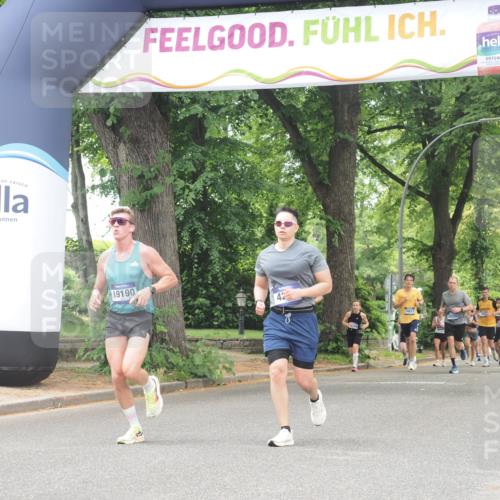 29.06.2025 - hella hamburg halbmarathon KatJ http://msf.ph/oto/8529230 29.06.2025 10:56:27 Zwischen KM18-KM19 1032, 3091, 4204, 8614 meine-sportfotos.de
