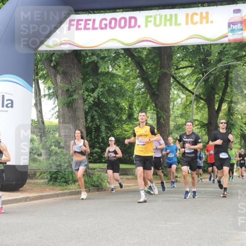 29.06.2025 - hella hamburg halbmarathon KatJ http://msf.ph/oto/8529305 29.06.2025 10:56:33 Zwischen KM18-KM19 1032, 1850, 4204, 5191, 5242 meine-sportfotos.de