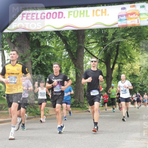 29.06.2025 - hella hamburg halbmarathon KatJ http://msf.ph/oto/8529363 29.06.2025 10:56:35 Zwischen KM18-KM19 1850, 5191, 5242, 6664 meine-sportfotos.de
