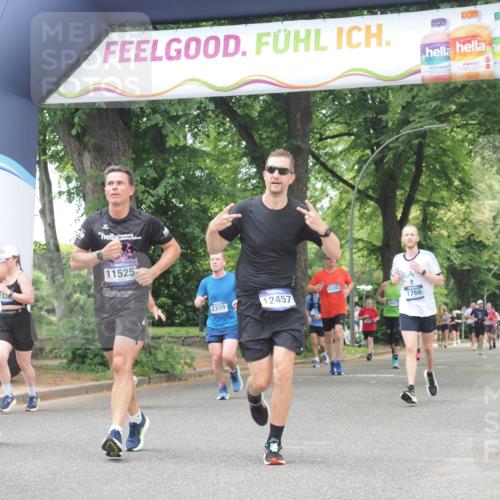 29.06.2025 - hella hamburg halbmarathon KatJ http://msf.ph/oto/8529369 29.06.2025 10:56:36 Zwischen KM18-KM19 1745, 1766, 1850, 5191, 5242, 6664 meine-sportfotos.de