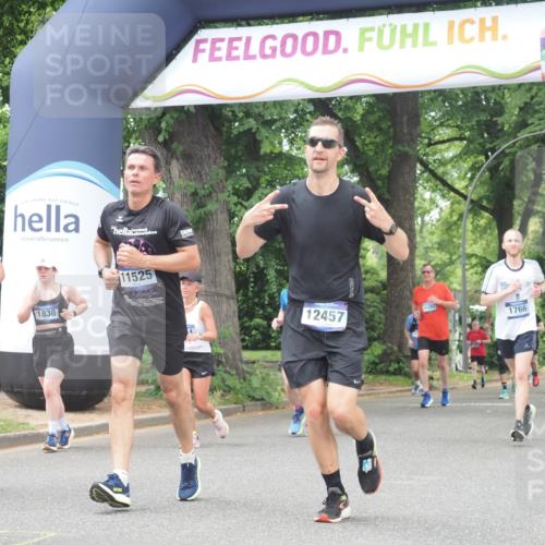 29.06.2025 - hella hamburg halbmarathon KatJ http://msf.ph/oto/8529380 29.06.2025 10:56:36 Zwischen KM18-KM19 1745, 1766, 1850, 5191, 5242, 6664 meine-sportfotos.de