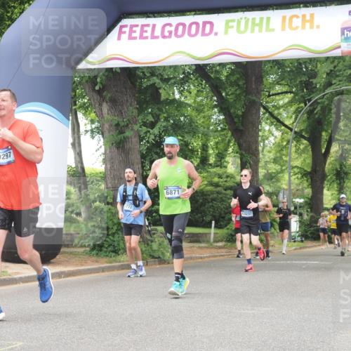 29.06.2025 - hella hamburg halbmarathon KatJ http://msf.ph/oto/8529468 29.06.2025 10:56:41 Zwischen KM18-KM19 1745, 1766, 1830, 1850, 2359, 5191, 6664, 6871 meine-sportfotos.de