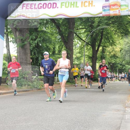 29.06.2025 - hella hamburg halbmarathon KatJ http://msf.ph/oto/8529524 29.06.2025 10:56:45 Zwischen KM18-KM19 1830, 2359, 6871 meine-sportfotos.de
