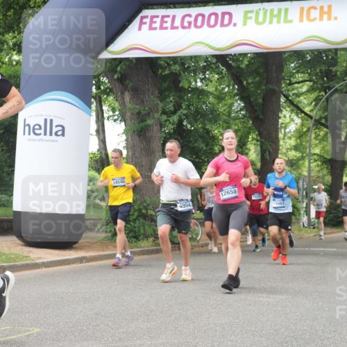 29.06.2025 - hella hamburg halbmarathon KatJ http://msf.ph/oto/8529580 29.06.2025 10:56:50 Zwischen KM18-KM19 1347, 4904 meine-sportfotos.de