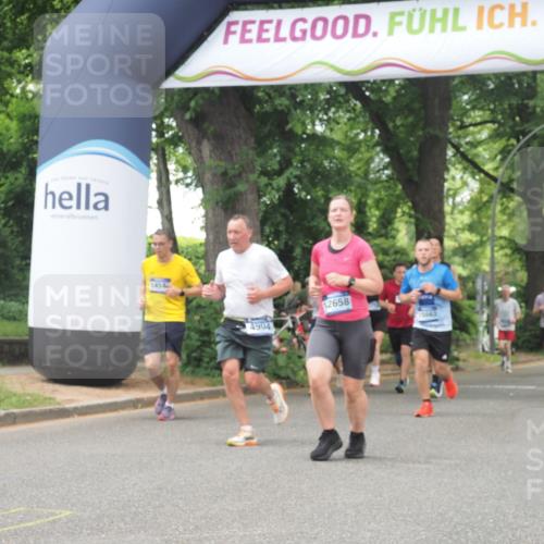 29.06.2025 - hella hamburg halbmarathon KatJ http://msf.ph/oto/8529586 29.06.2025 10:56:50 Zwischen KM18-KM19 1347, 4904 meine-sportfotos.de