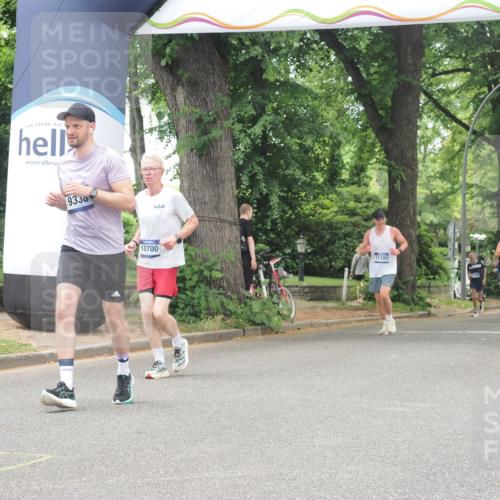 29.06.2025 - hella hamburg halbmarathon KatJ http://msf.ph/oto/8529656 29.06.2025 10:56:57 Zwischen KM18-KM19 4904 meine-sportfotos.de