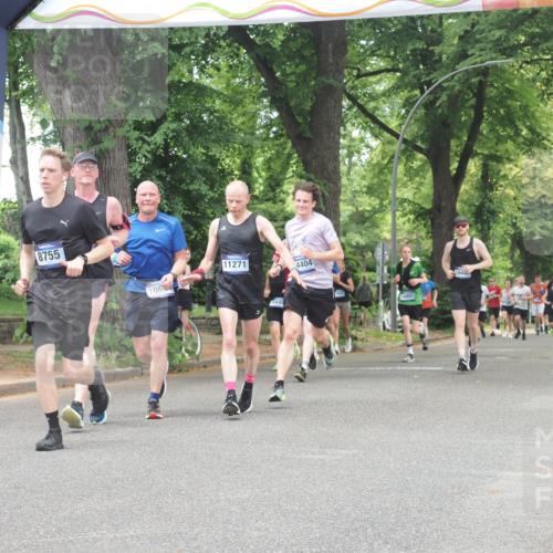 29.06.2025 - hella hamburg halbmarathon KatJ http://msf.ph/oto/8529756 29.06.2025 10:57:08 Zwischen KM18-KM19 2055, 2277, 3834, 3844, 8755 meine-sportfotos.de