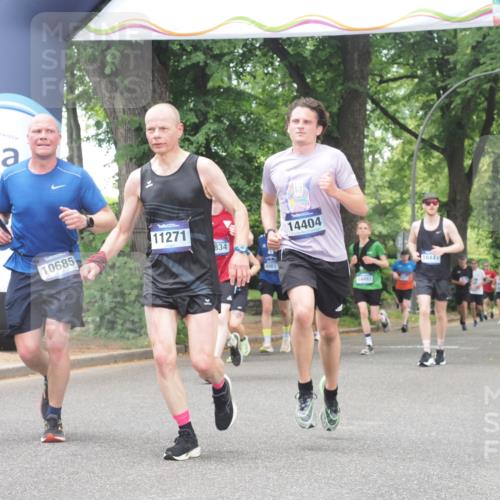 29.06.2025 - hella hamburg halbmarathon KatJ http://msf.ph/oto/8529788 29.06.2025 10:57:09 Zwischen KM18-KM19 2055, 2277, 3834, 3844, 5845, 8755 meine-sportfotos.de