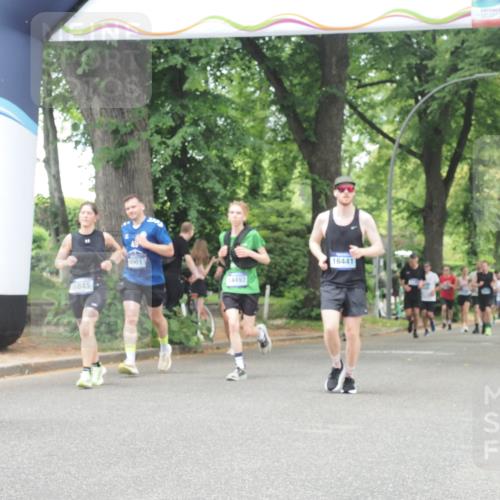 29.06.2025 - hella hamburg halbmarathon KatJ http://msf.ph/oto/8529817 29.06.2025 10:57:11 Zwischen KM18-KM19 2055, 2277, 3834, 5845, 8755 meine-sportfotos.de