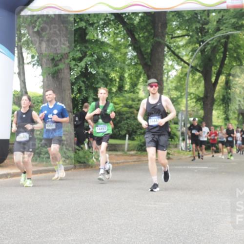 29.06.2025 - hella hamburg halbmarathon KatJ http://msf.ph/oto/8529824 29.06.2025 10:57:11 Zwischen KM18-KM19 2055, 2277, 3834, 5845, 8755 meine-sportfotos.de