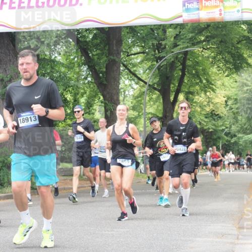 29.06.2025 - hella hamburg halbmarathon KatJ http://msf.ph/oto/8529891 29.06.2025 10:57:19 Zwischen KM18-KM19 1173, 1527, 1859, 3729, 7209, 7840 meine-sportfotos.de