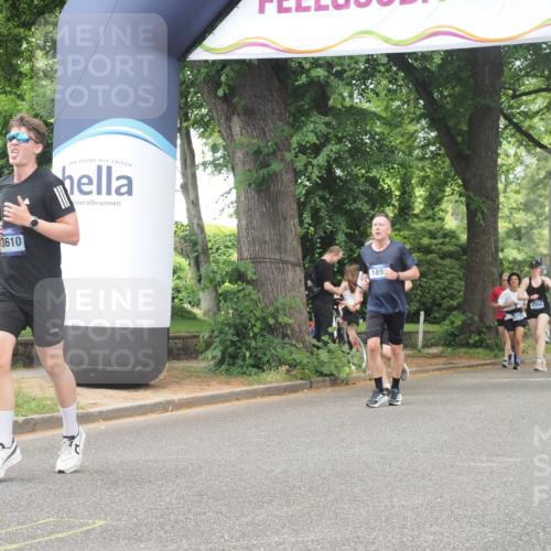 29.06.2025 - hella hamburg halbmarathon KatJ http://msf.ph/oto/8530409 29.06.2025 10:57:58 Zwischen KM18-KM19 1893, 6166 meine-sportfotos.de