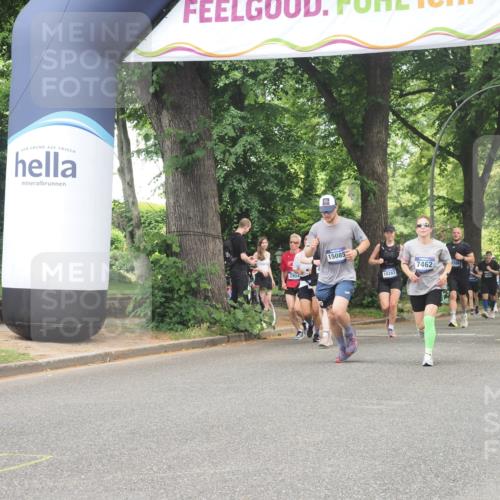 29.06.2025 - hella hamburg halbmarathon KatJ http://msf.ph/oto/8530455 29.06.2025 10:58:01 Zwischen KM18-KM19 1893, 3176, 4394, 7462 meine-sportfotos.de