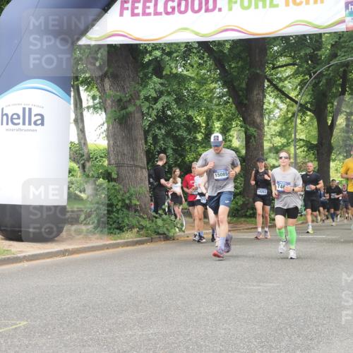 29.06.2025 - hella hamburg halbmarathon KatJ http://msf.ph/oto/8530459 29.06.2025 10:58:01 Zwischen KM18-KM19 1893, 3176, 4394, 7462 meine-sportfotos.de