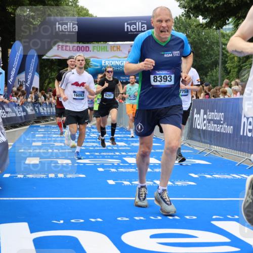 29.06.2025 - hella hamburg halbmarathon Strokosch-Dieckow http://msf.ph/oto/8534109 29.06.2025 10:57:26 Ziel 2236, 3435, 4502, 5015, 5134, 5728, 5926, 6272, 6281, 6302, 8393, 9450, 9727, 12144, 12590, 13245, 13394, 13664, 15695, 16093, 16830, 17160, 17758, 17828 meine-sportfotos.de