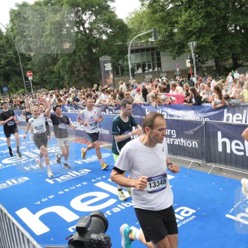 29.06.2025 - hella hamburg halbmarathon Michael Strokosch http://msf.ph/oto/8535873 29.06.2025 10:43:31 Ziel  meine-sportfotos.de