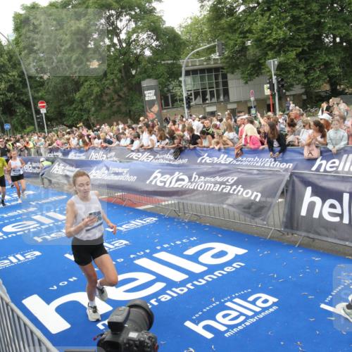 29.06.2025 - hella hamburg halbmarathon Michael Strokosch http://msf.ph/oto/8537920 29.06.2025 10:51:47 Ziel  meine-sportfotos.de