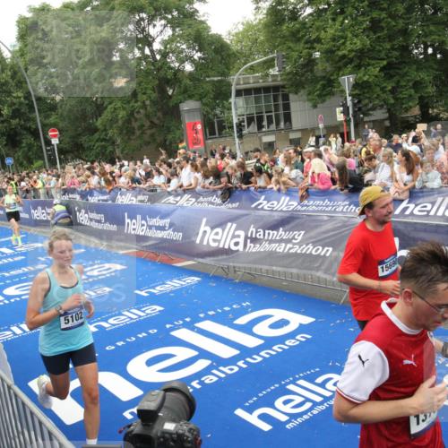 29.06.2025 - hella hamburg halbmarathon Michael Strokosch http://msf.ph/oto/8537985 29.06.2025 10:52:02 Ziel  meine-sportfotos.de