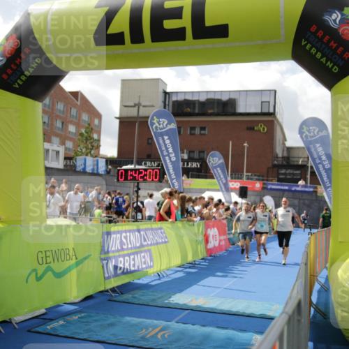 10.08.2025 - GEWOBA Citytriathlon Bremen H.Heesch http://msf.ph/oto/8538706 10.08.2025 11:45:38 Ziel 227 meine-sportfotos.de