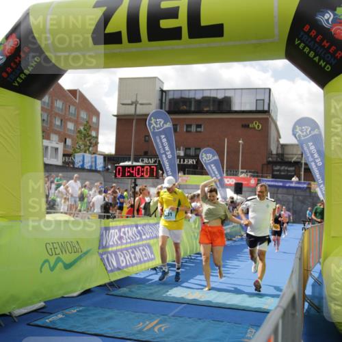 10.08.2025 - GEWOBA Citytriathlon Bremen H.Heesch http://msf.ph/oto/8538740 10.08.2025 11:43:44 Ziel 201 meine-sportfotos.de