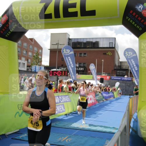 10.08.2025 - GEWOBA Citytriathlon Bremen H.Heesch http://msf.ph/oto/8538774 10.08.2025 11:43:48 Ziel 201, 455, 475 meine-sportfotos.de