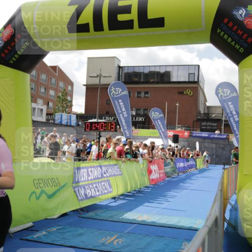 10.08.2025 - GEWOBA Citytriathlon Bremen H.Heesch http://msf.ph/oto/8538789 10.08.2025 11:43:50 Ziel 201, 455, 475 meine-sportfotos.de