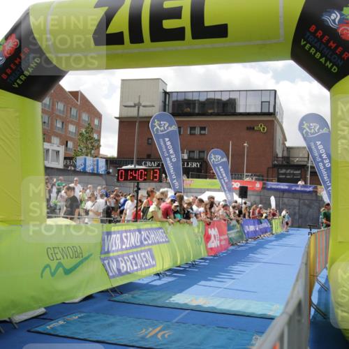 10.08.2025 - GEWOBA Citytriathlon Bremen H.Heesch http://msf.ph/oto/8538790 10.08.2025 11:43:50 Ziel 201, 455, 475 meine-sportfotos.de