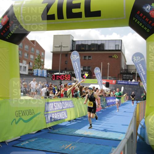 10.08.2025 - GEWOBA Citytriathlon Bremen H.Heesch http://msf.ph/oto/8538813 10.08.2025 11:44:35 Ziel 454 meine-sportfotos.de