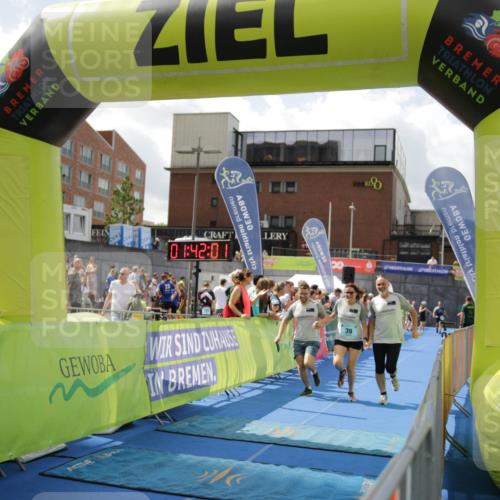 10.08.2025 - GEWOBA Citytriathlon Bremen H.Heesch http://msf.ph/oto/8538958 10.08.2025 11:45:39 Ziel 227 meine-sportfotos.de