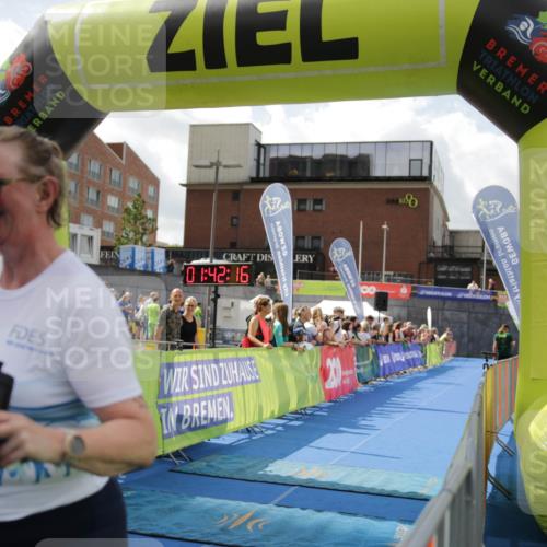 10.08.2025 - GEWOBA Citytriathlon Bremen H.Heesch http://msf.ph/oto/8539031 10.08.2025 11:45:53 Ziel 23, 39, 221 meine-sportfotos.de