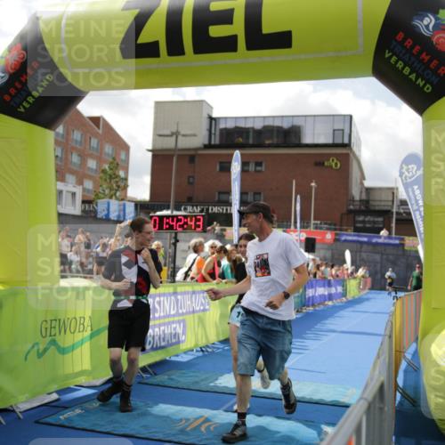 10.08.2025 - GEWOBA Citytriathlon Bremen H.Heesch http://msf.ph/oto/8539041 10.08.2025 11:46:20 Ziel 193 meine-sportfotos.de