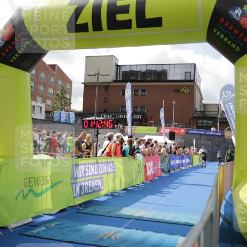 10.08.2025 - GEWOBA Citytriathlon Bremen H.Heesch http://msf.ph/oto/8539054 10.08.2025 11:46:24 Ziel 193 meine-sportfotos.de