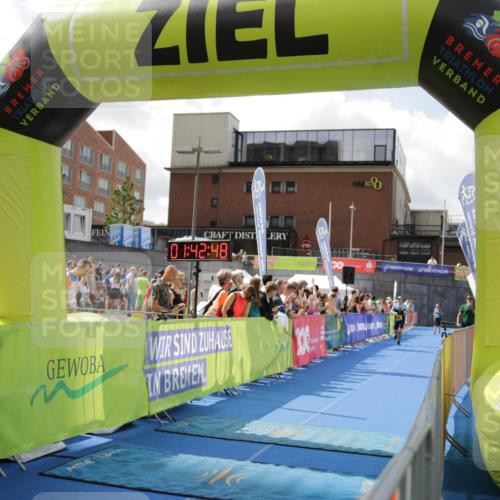 10.08.2025 - GEWOBA Citytriathlon Bremen H.Heesch http://msf.ph/oto/8539058 10.08.2025 11:46:25 Ziel 193 meine-sportfotos.de