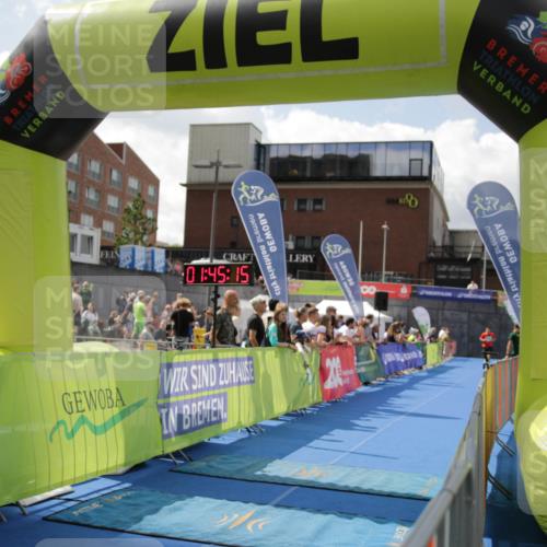 10.08.2025 - GEWOBA Citytriathlon Bremen H.Heesch http://msf.ph/oto/8539218 10.08.2025 11:48:52 Ziel  meine-sportfotos.de