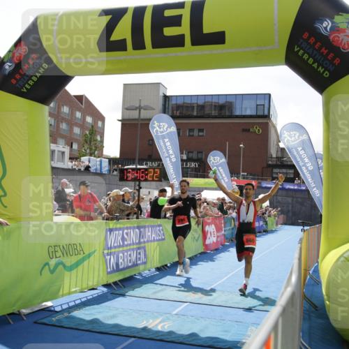 10.08.2025 - GEWOBA Citytriathlon Bremen H.Heesch http://msf.ph/oto/8539275 10.08.2025 13:46:21 Ziel 560, 734 meine-sportfotos.de