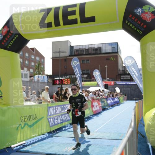 10.08.2025 - GEWOBA Citytriathlon Bremen H.Heesch http://msf.ph/oto/8539439 10.08.2025 14:17:24 Ziel 678, 870, 892, 977 meine-sportfotos.de