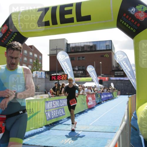 10.08.2025 - GEWOBA Citytriathlon Bremen H.Heesch http://msf.ph/oto/8539450 10.08.2025 14:18:20 Ziel 702, 752, 869 meine-sportfotos.de