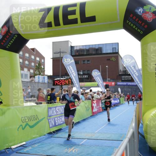 10.08.2025 - GEWOBA Citytriathlon Bremen H.Heesch http://msf.ph/oto/8539480 10.08.2025 14:28:46 Ziel 1019 meine-sportfotos.de