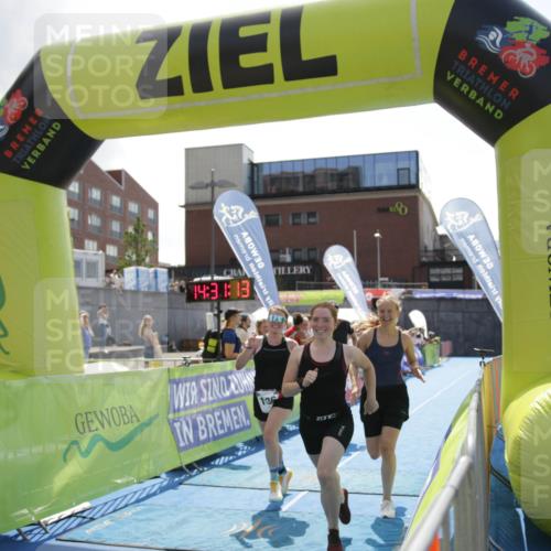 10.08.2025 - GEWOBA Citytriathlon Bremen H.Heesch http://msf.ph/oto/8539499 10.08.2025 14:31:12 Ziel 862, 969, 1036 meine-sportfotos.de