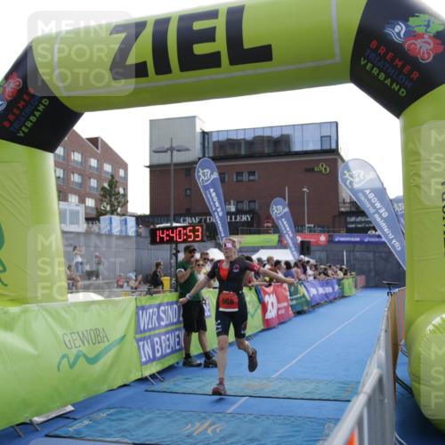 10.08.2025 - GEWOBA Citytriathlon Bremen H.Heesch http://msf.ph/oto/8539516 10.08.2025 14:40:52 Ziel 968 meine-sportfotos.de