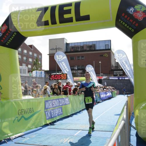 10.08.2025 - GEWOBA Citytriathlon Bremen H.Heesch http://msf.ph/oto/8539562 10.08.2025 15:08:49 Ziel 82 meine-sportfotos.de