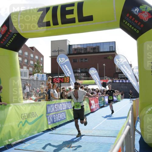 10.08.2025 - GEWOBA Citytriathlon Bremen H.Heesch http://msf.ph/oto/8539684 10.08.2025 15:24:12 Ziel 84, 152, 154, 478 meine-sportfotos.de