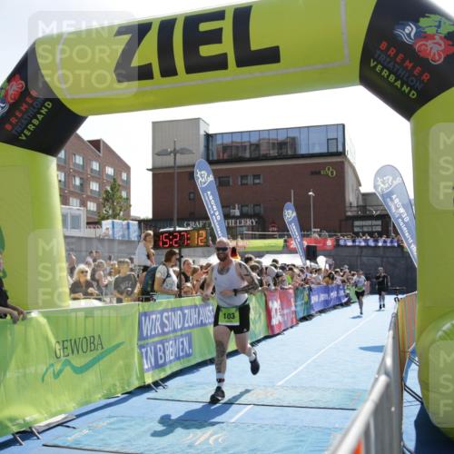 10.08.2025 - GEWOBA Citytriathlon Bremen H.Heesch http://msf.ph/oto/8539715 10.08.2025 15:27:11 Ziel 103 meine-sportfotos.de